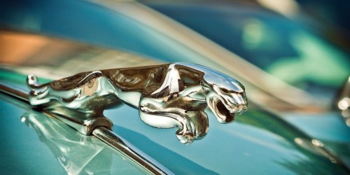 Il tour Jaguar Land Rover celebra due anni di produzione carbon neutral