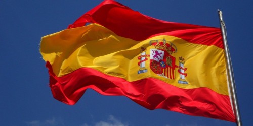 Spagna, allentate le misure di contenimento