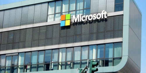 Microsoft, gli store diventano solo virtuali