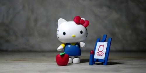 Il fondatore di Hello Kitty si ritira dalla Sanrio