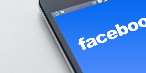 Facebook, le dirette sbarcano su Messenger Rooms
