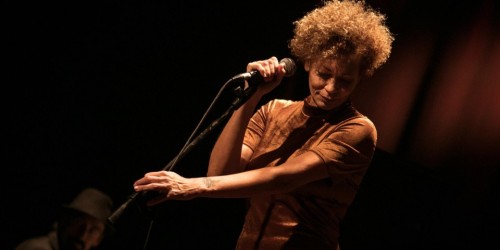 La voce di Rosalia De Souza chiude l’edizione 2020  di Jazz & Wine in Montalcino