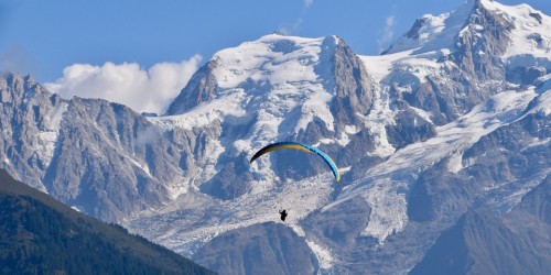 Alpi, Rhone coperta da teloni anti-scioglimento