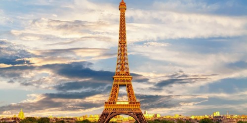 Covid, panico a Parigi: positivo il 17% dei test