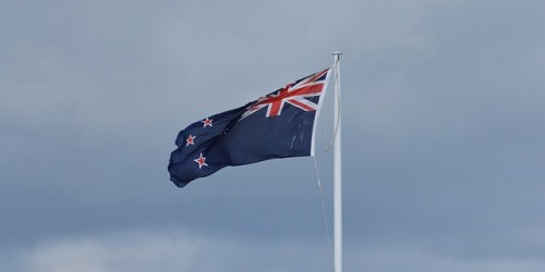 Nuova Zelanda, vittoria schiacciante dei laburisti: confermata la premier Jacinda Ardern