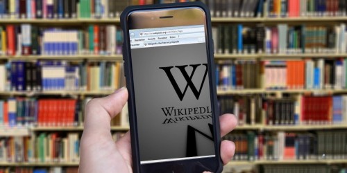 Wikipedia compie 20 anni: "Conoscenza è via per la pace"