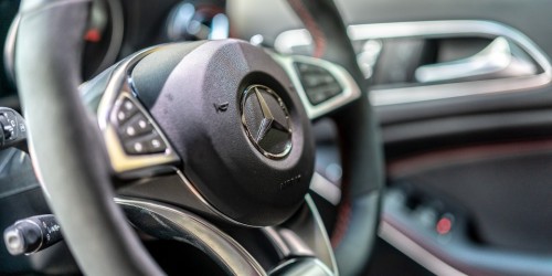 Mercedes, eleganza e potenza nel nuovo GLA