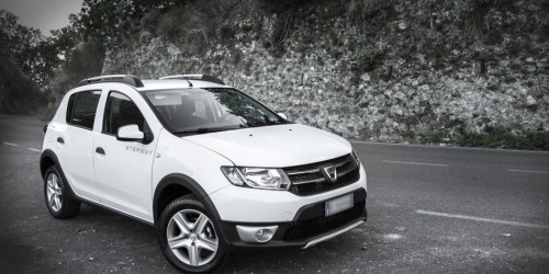 Nuova Dacia Sandero eletta "Auto dell'anno" da L'Argus