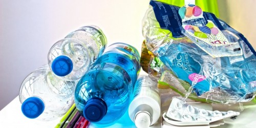 Giappone, Min. Ambiente vieta altri 12 articoli di plastica usa e getta