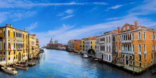 Franceschini contro i tornelli a Venezia: "Non ha solo la vocazione di ospitare i turisti"