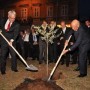 Josipović i Napolitano zasadili su stablo masline