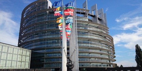 UE interviene per acquisto collettivo di attrezzature mediche salvavita