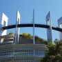 Scoperti europarlamentari costretti a donare parte degli stipendi ai propri partiti