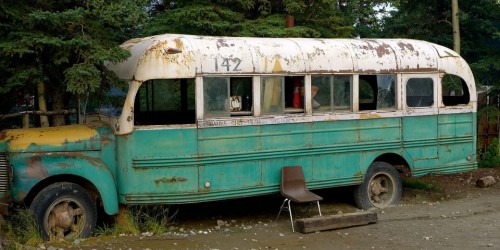 Rimosso il ‘magic bus’, il simbolo delle avventure di Christopher McCandless