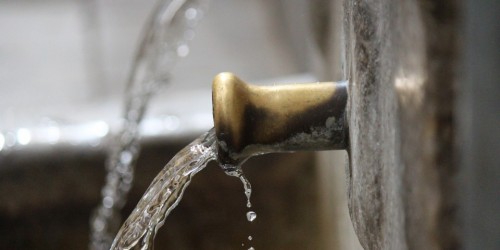 Il Parlamento europeo vuole migliorare la qualità dell'acqua potabile