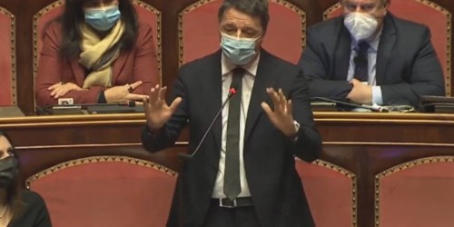 Renzi attacca Conte: "Il Governo è immobile"