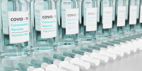 L'Ue non ha rinnovato, per ora, il contratto per i vaccini con AstraZeneca