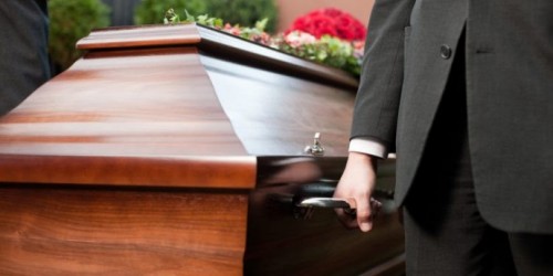 Funerali, appello del comparto funerario a sindaci e comuni