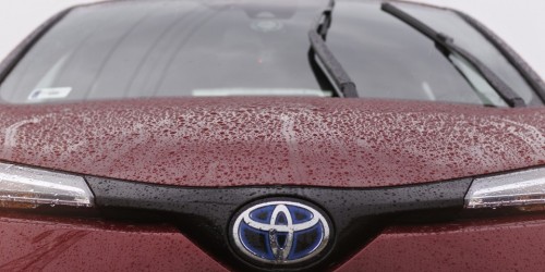 Toyota, produzione giù del 15% a novembre per mancanza di componenti