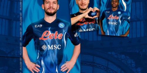 Calcio, il Napoli scende in campo con una nuova maglia dedicata all'amore verso la squadra
