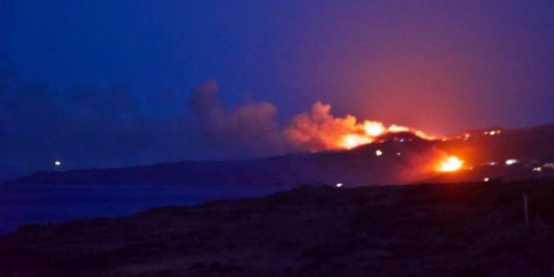 Pantelleria, canadair in volo per spegnere gli incendi