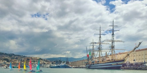 Genova, LNI protagonista con le Hansa 303 tra i grandi del mare e della vela