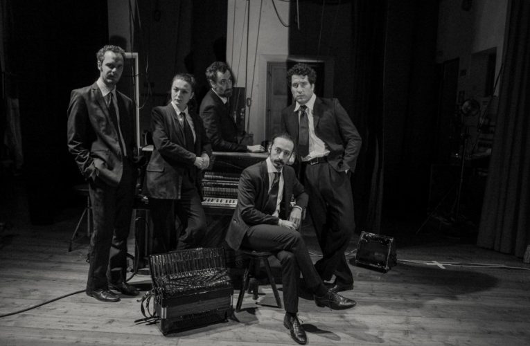 Musica: la vita e le canzoni di Tenco al Teatro di Longiano