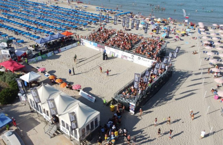 Beach volley, King&Queen tour alla BIT di Milano il 4 febbraio