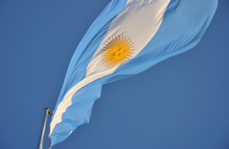 Argentina, nuovi problemi per Milei