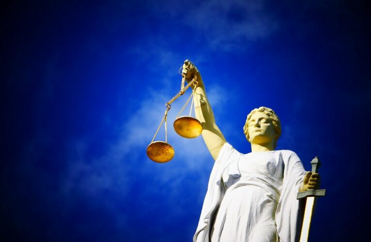 Caso Toti: la questione giudiziaria
