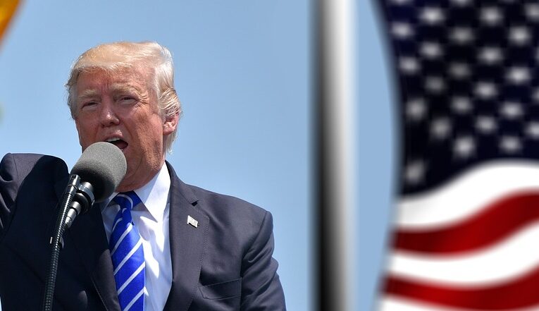 USA, gruppo pro Trump prepara blacklist online dei dipendenti ostili