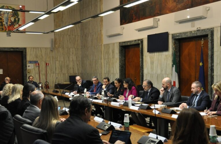 Intelligenza artificiale, Bellucci (FDI): «Rete tra privati, Terzo Settore e istituzioni per uno sviluppo etico»